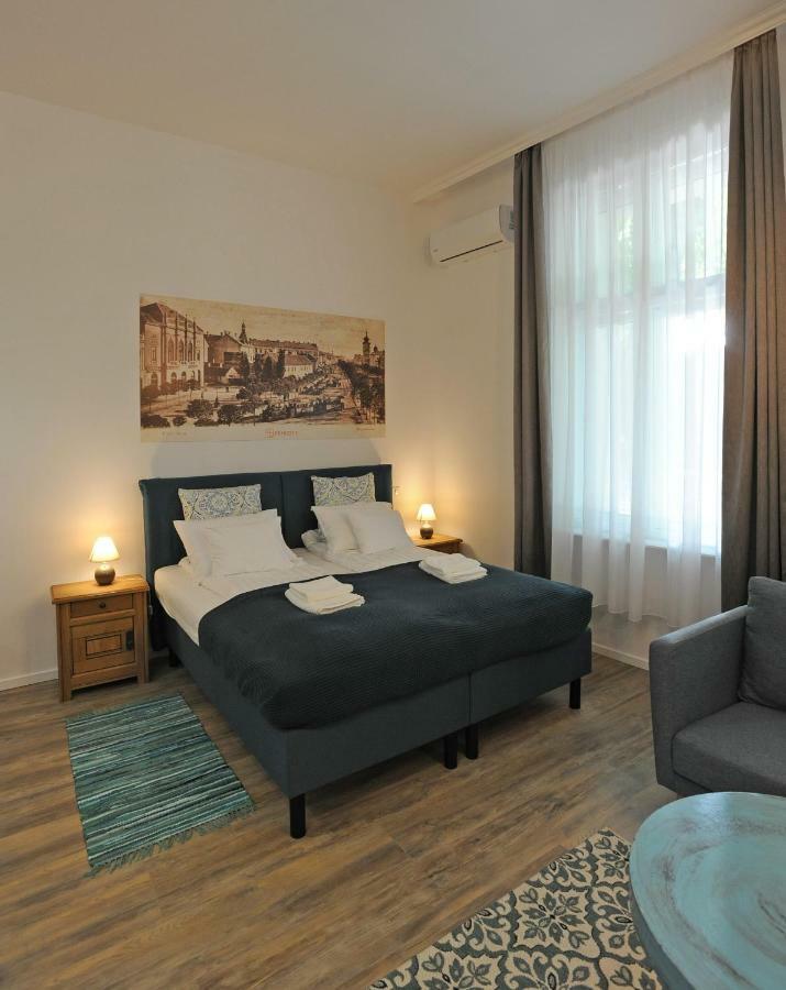 M37 Apartman Debrecen Eksteriør billede
