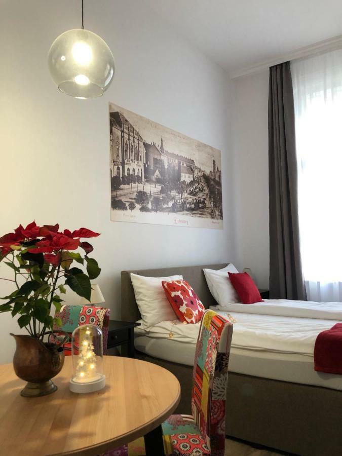 M37 Apartman Debrecen Eksteriør billede